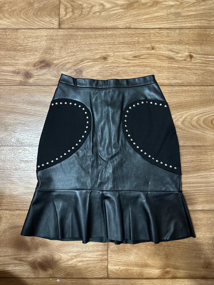 Юбка из эко-кожи