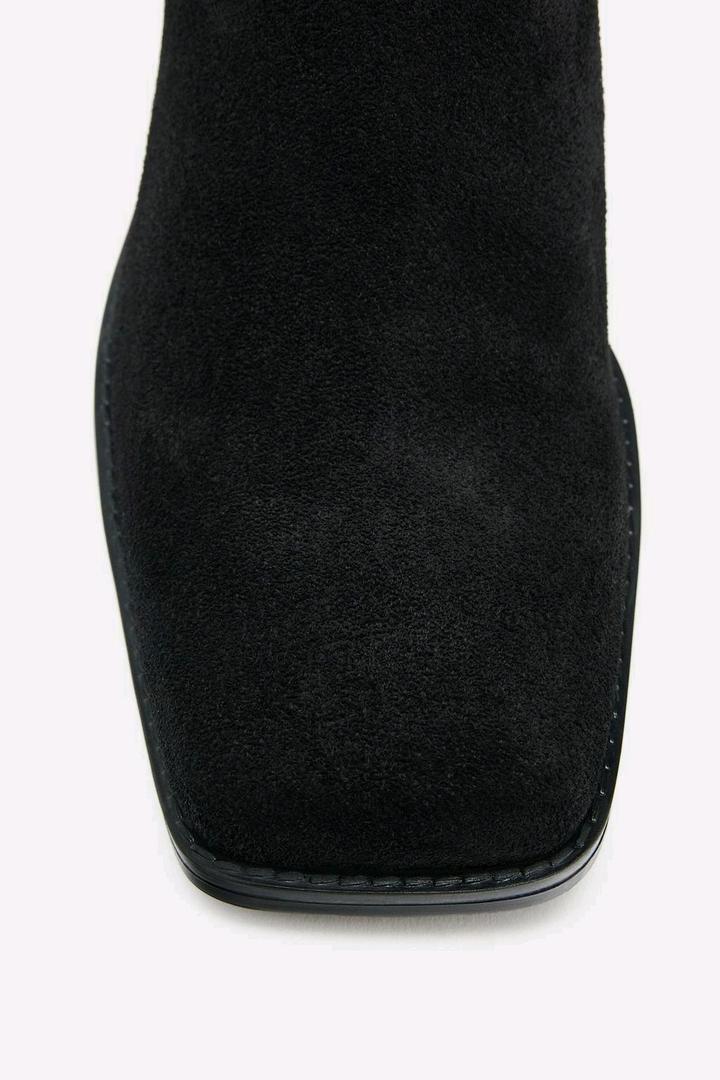 Ботильоны ZARA новые замшевые