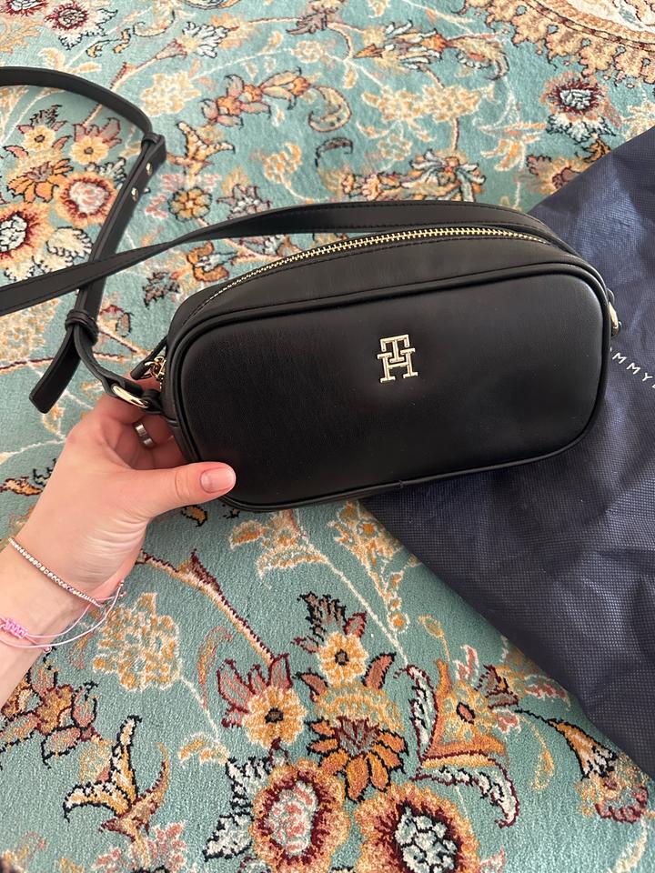 Сумка Tommy Hilfiger