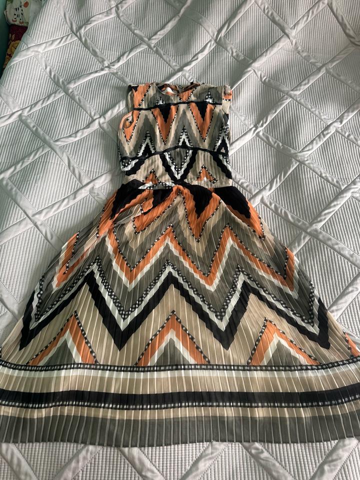 Платье Massimo Dutti