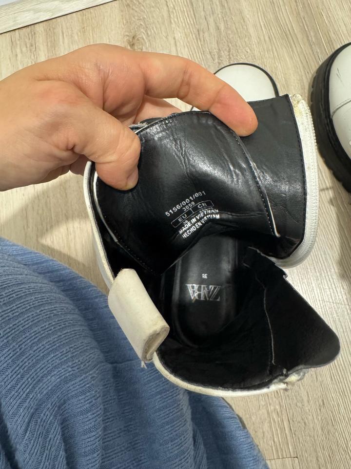 Кожаные ботинки Zara