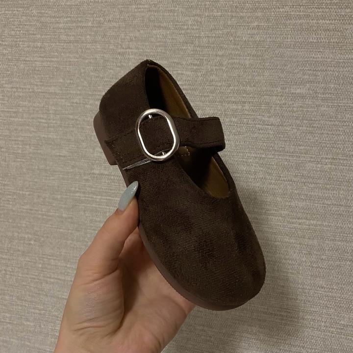 Детские туфельки