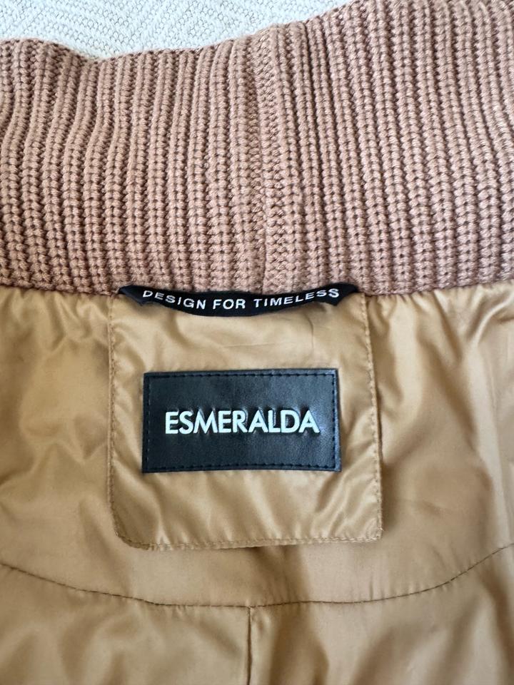 Пуховик Esmeralda