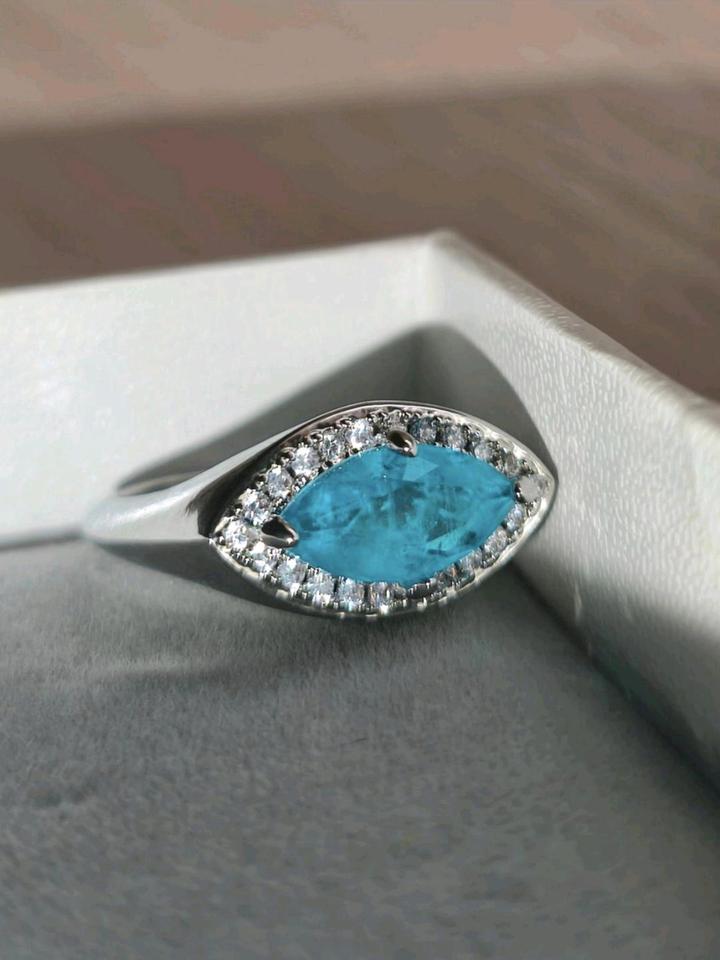 Кольцо с камнем в цвете турмалина париба s925