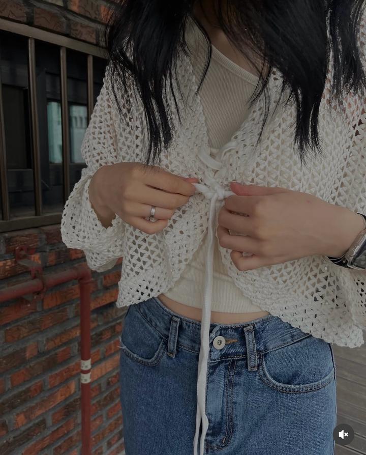 Балеро в белом и бирюзовом цвете.