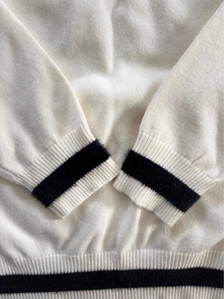 Новая кофта Chanel с бирками