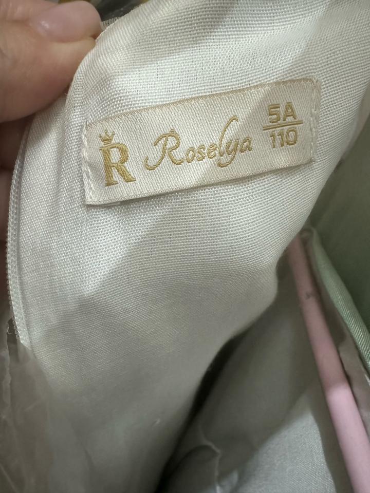 Нарядное платье