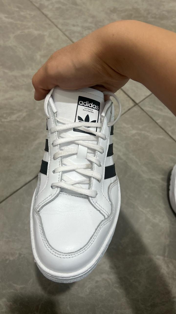 Кроссовки Adidas originals TeamCourt