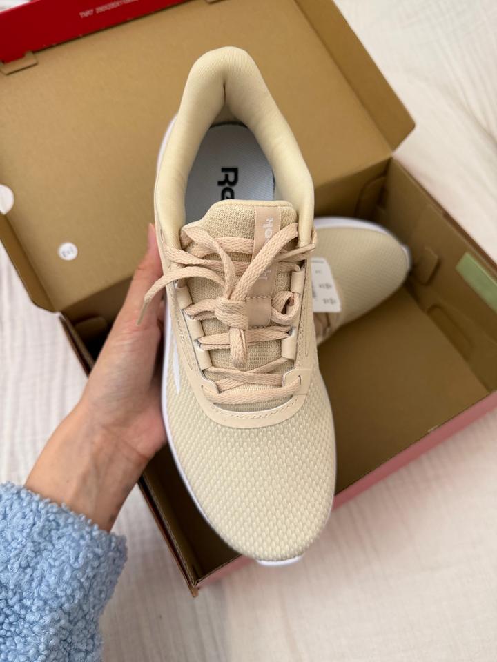 Женские кроссовки Reebok