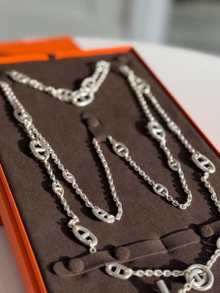 Hermes Farandole