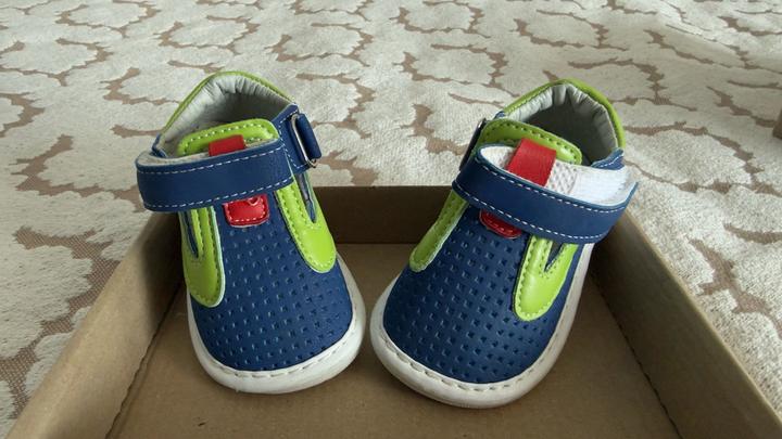 Кожаные сандали для малыша