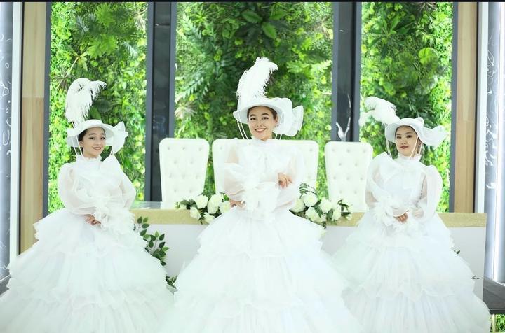 Танцевальные костюмы "Аққу"