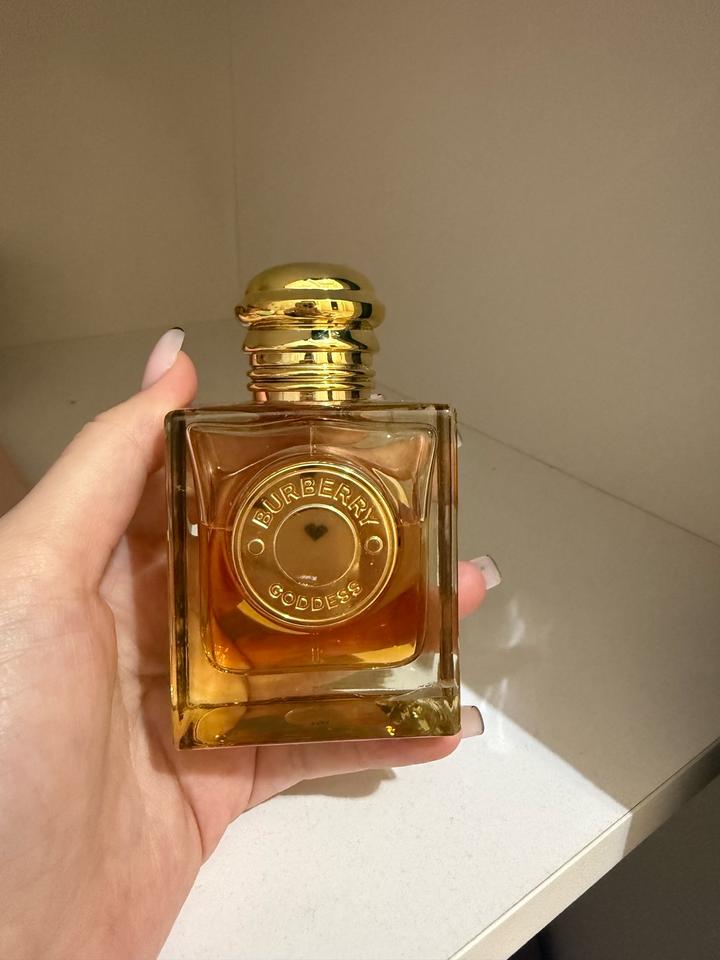 Burberry goddess intense