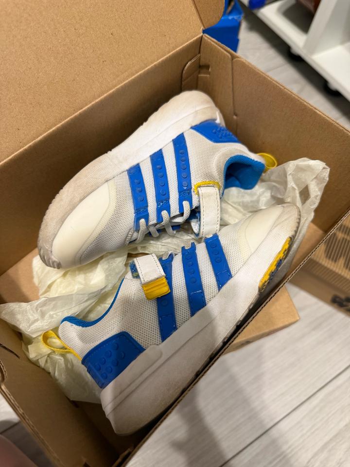 Детские кроссовки Adidas Lego