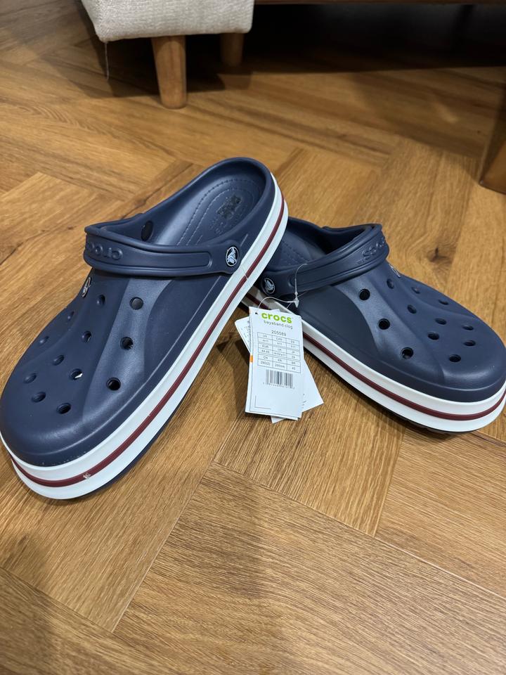 Crocs