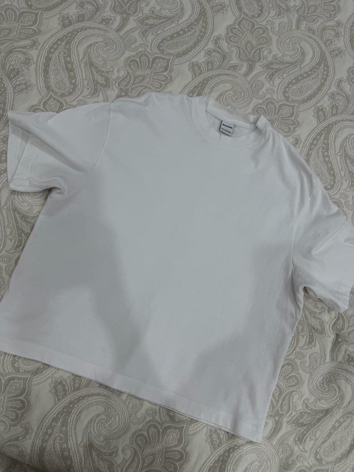 Футболка Bershka