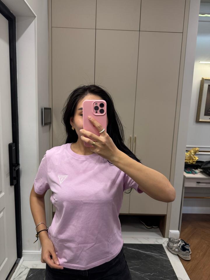 Футболка от Guess