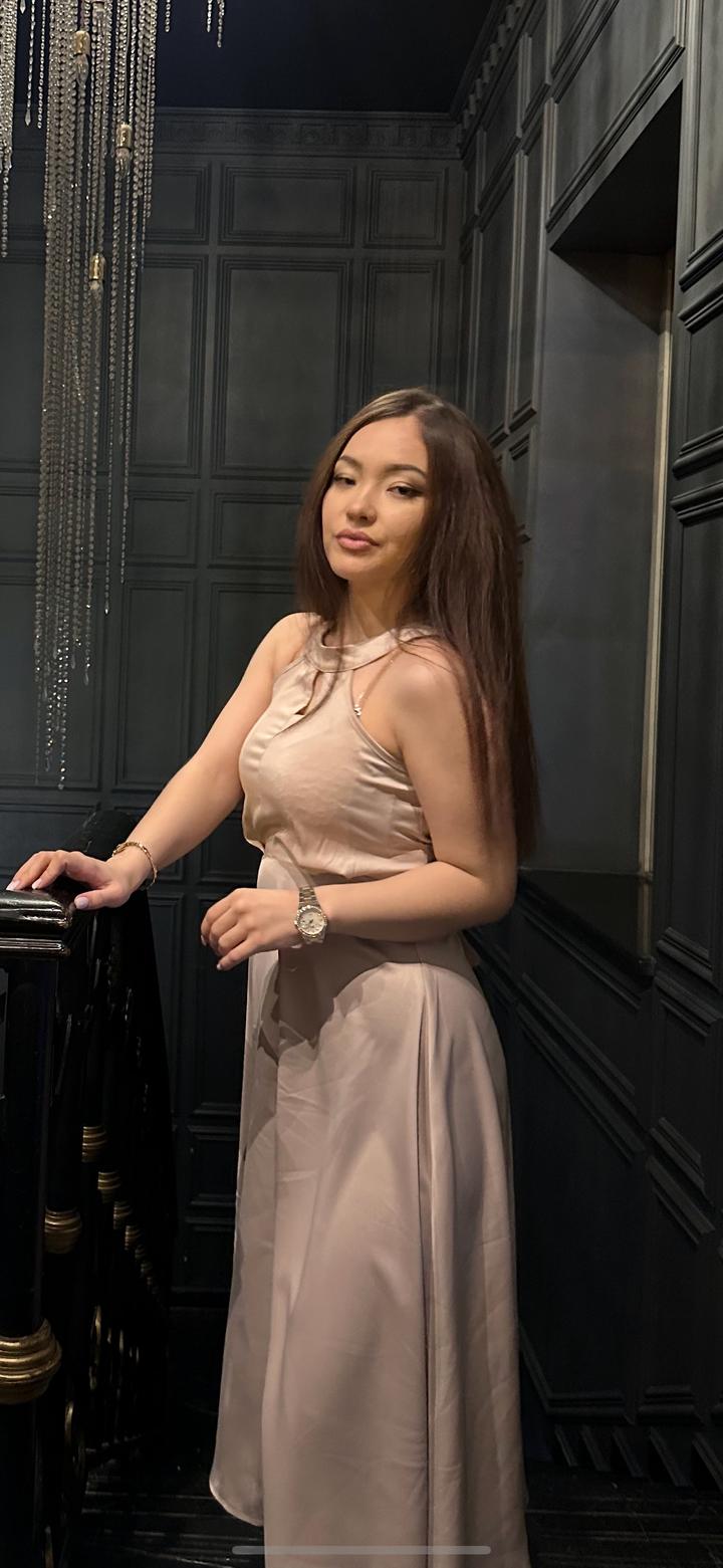 Вечернее платье