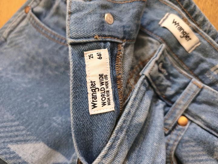 Джинсы Wrangler
