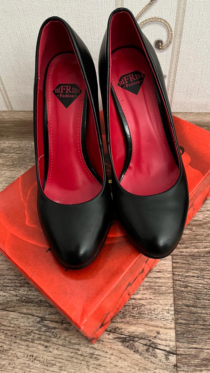 Туфли высокий каблук