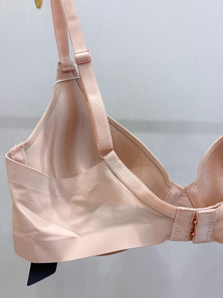 Бюстгальтер, Lingadore