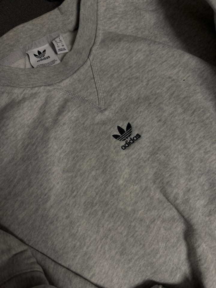 Свитшот Adidas