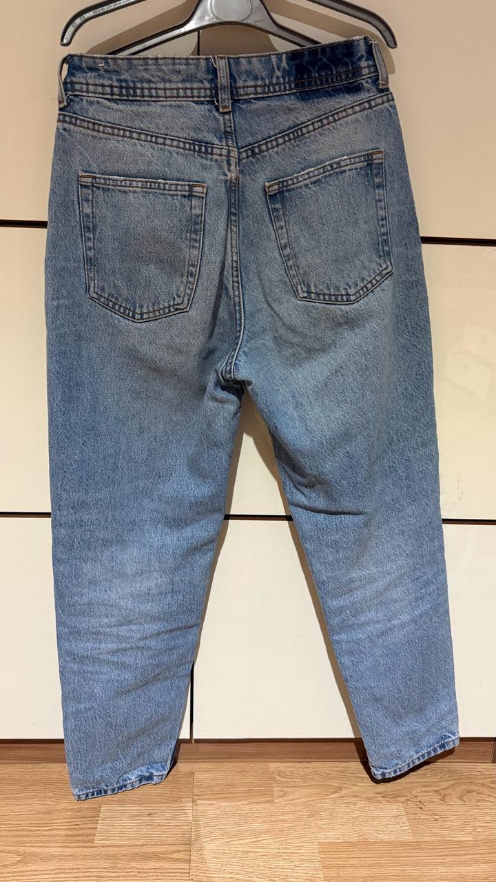Джинсы Zara