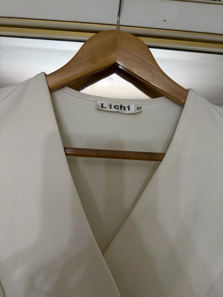 Белое платье Lichi