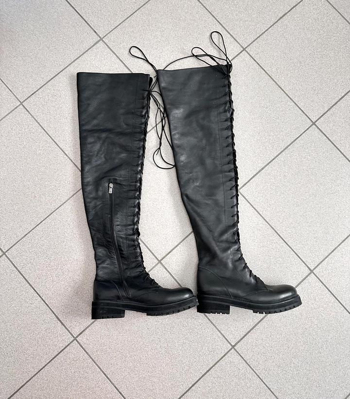 Ботфорты натуральная кожа. Разме р 39/40