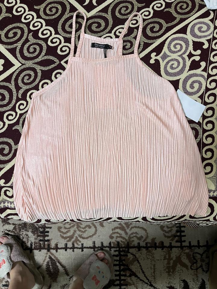 Персиковый топик Bershka