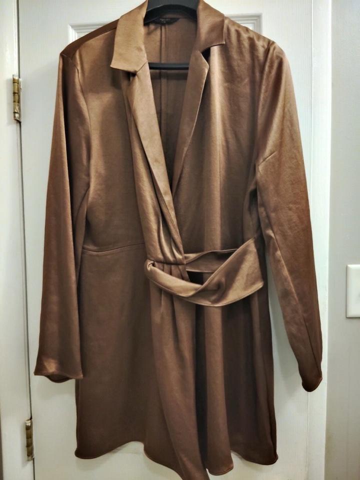 Платье от Massimo Dutti