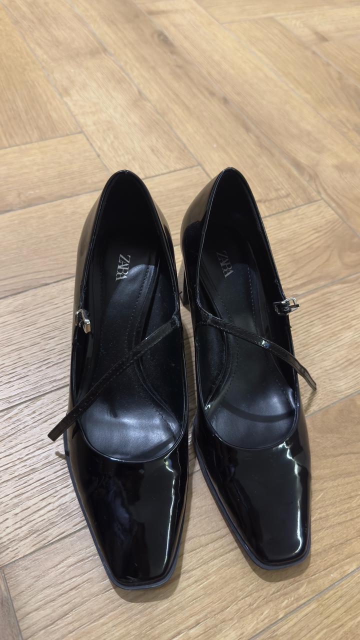 Туфли Zara 37 размер