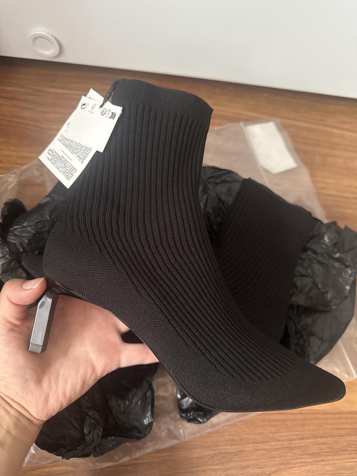 Ботильоны-носки