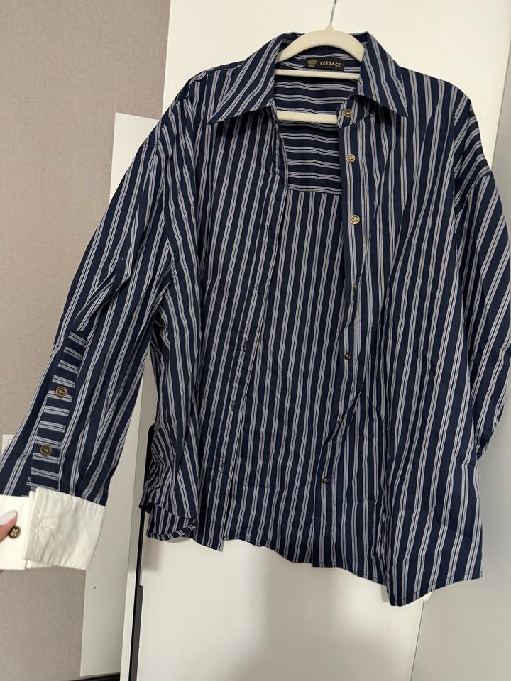 Рубашка свободная очень стильная