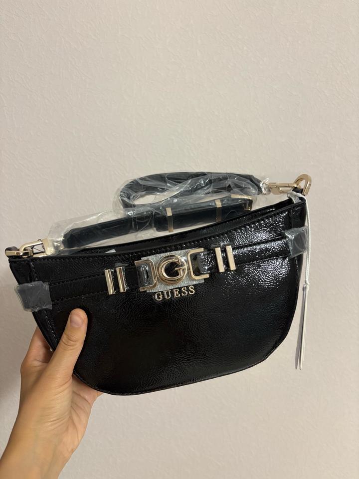 Сумка Guess