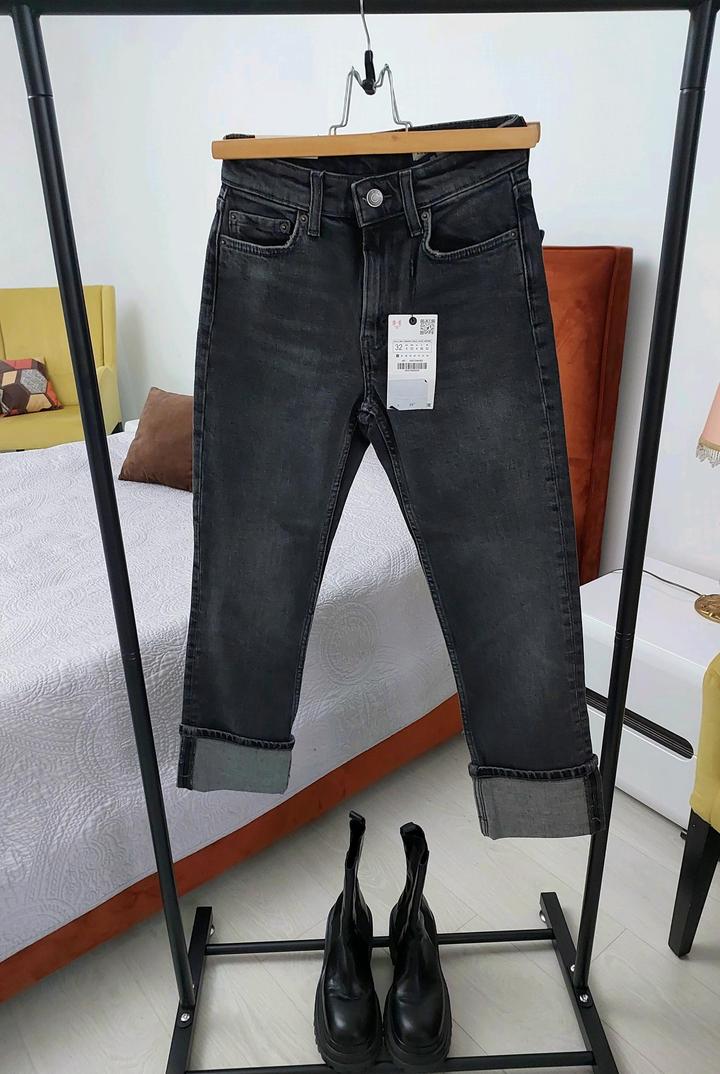 Джинсы Zara