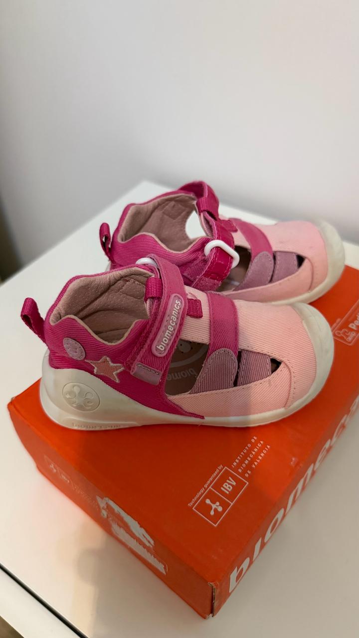 Сандалии от Biomecanics