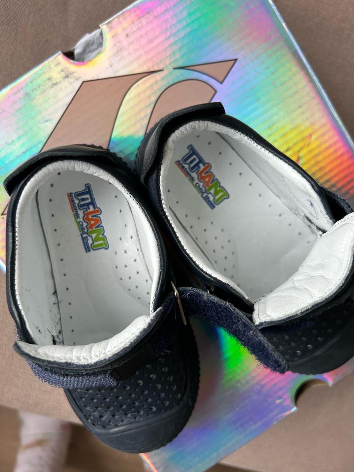 Продам кожаные сандали Tiflani!