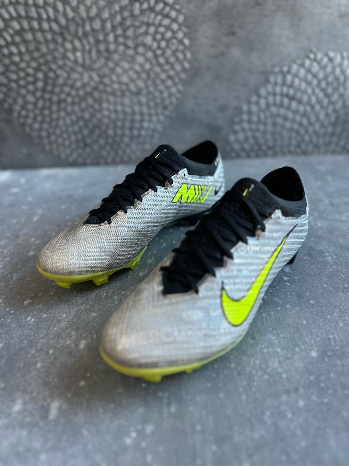 Бутсы Nike Mercurial Vapor 15 Elite FG