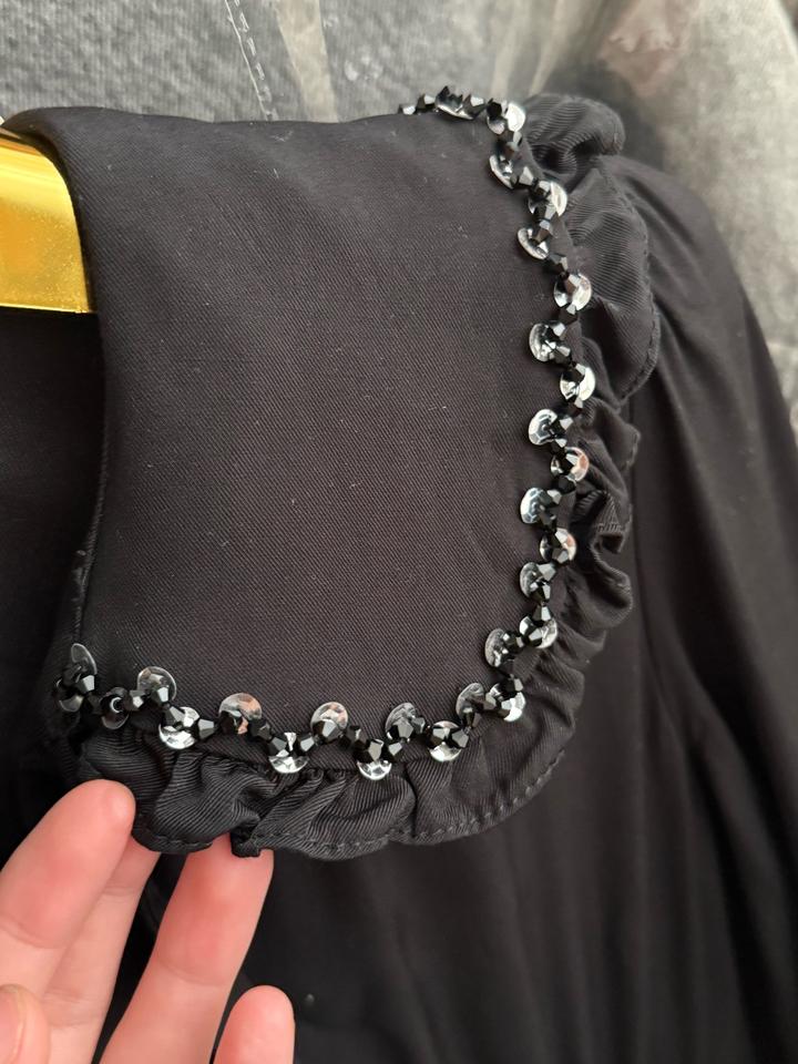 Черное платье