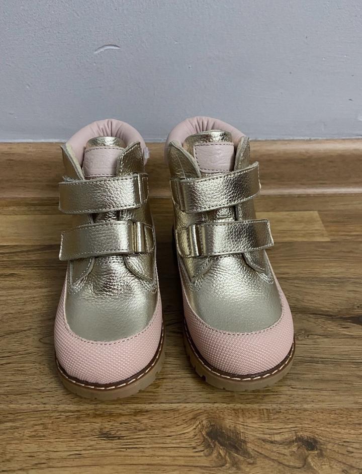 Ботинки на девочку