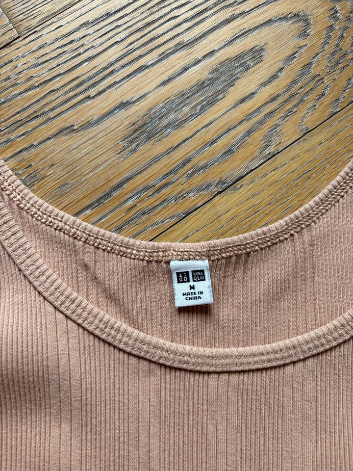 Майка Uniqlo