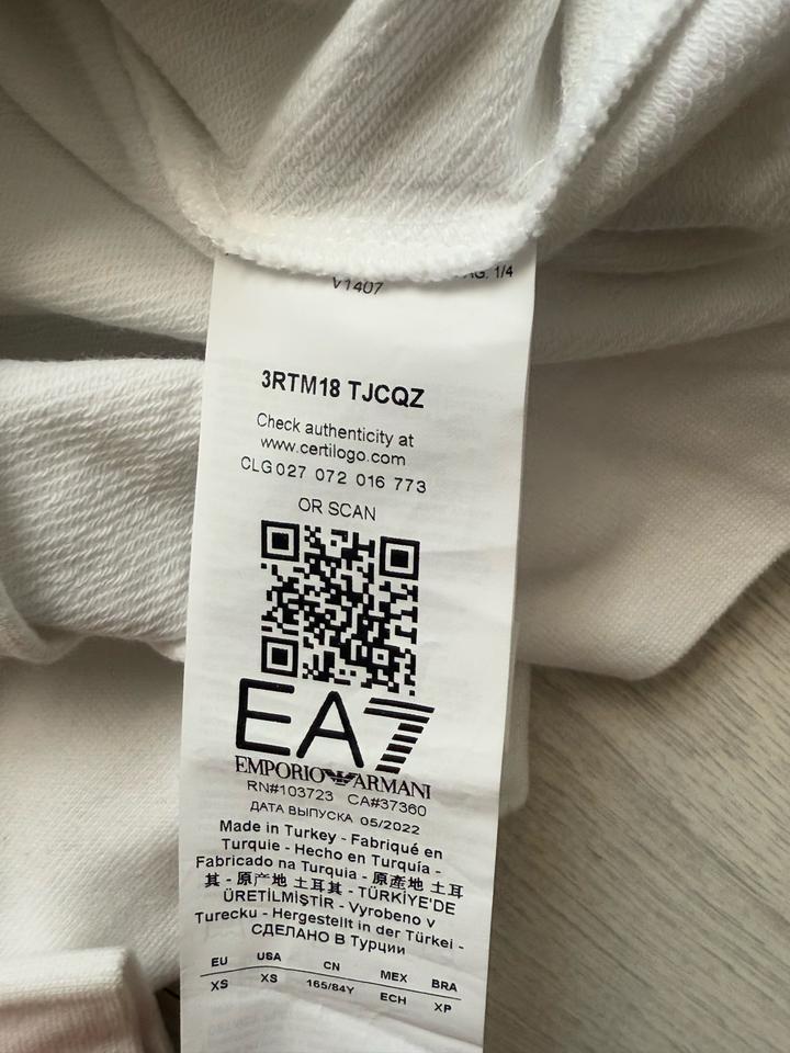 Свитшот EA7
