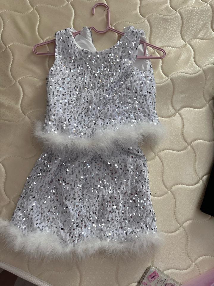 Платья на девочку