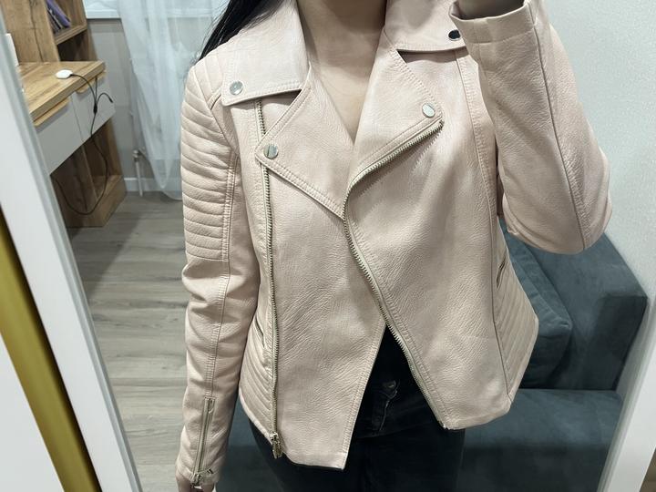 Куртка guess . Розовая