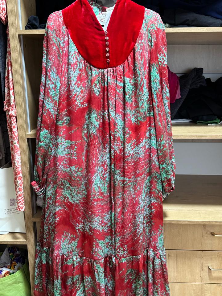 Платье от March