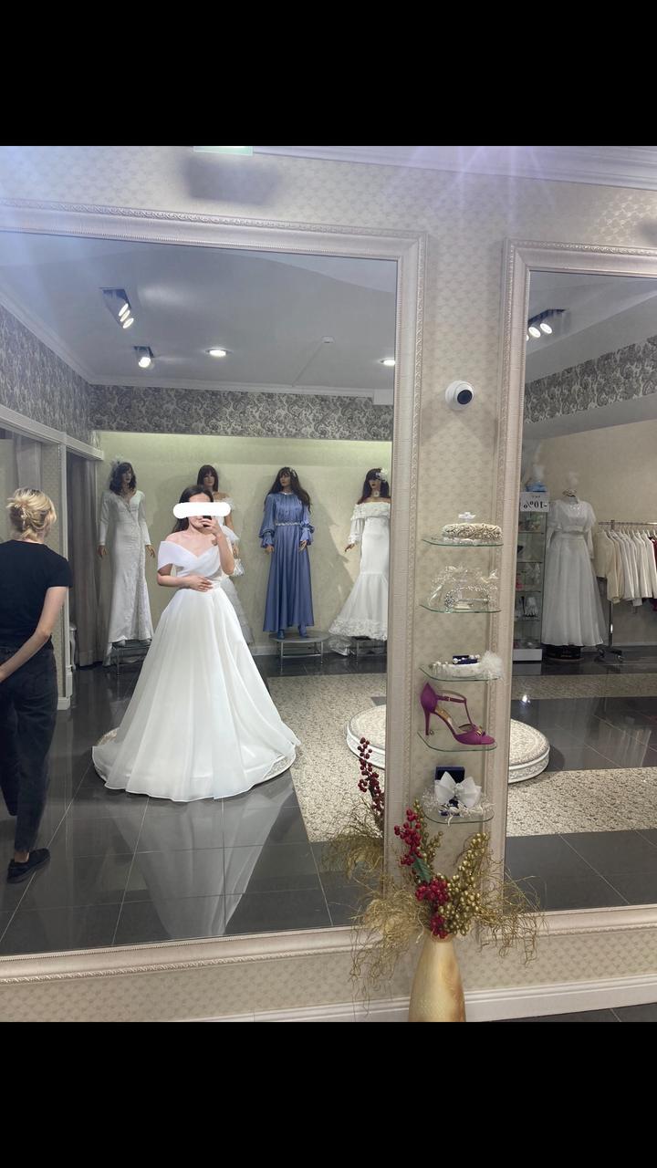 Свадебное платье