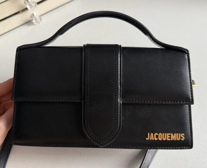 Сумка Jacquemus Le Grand Bambino