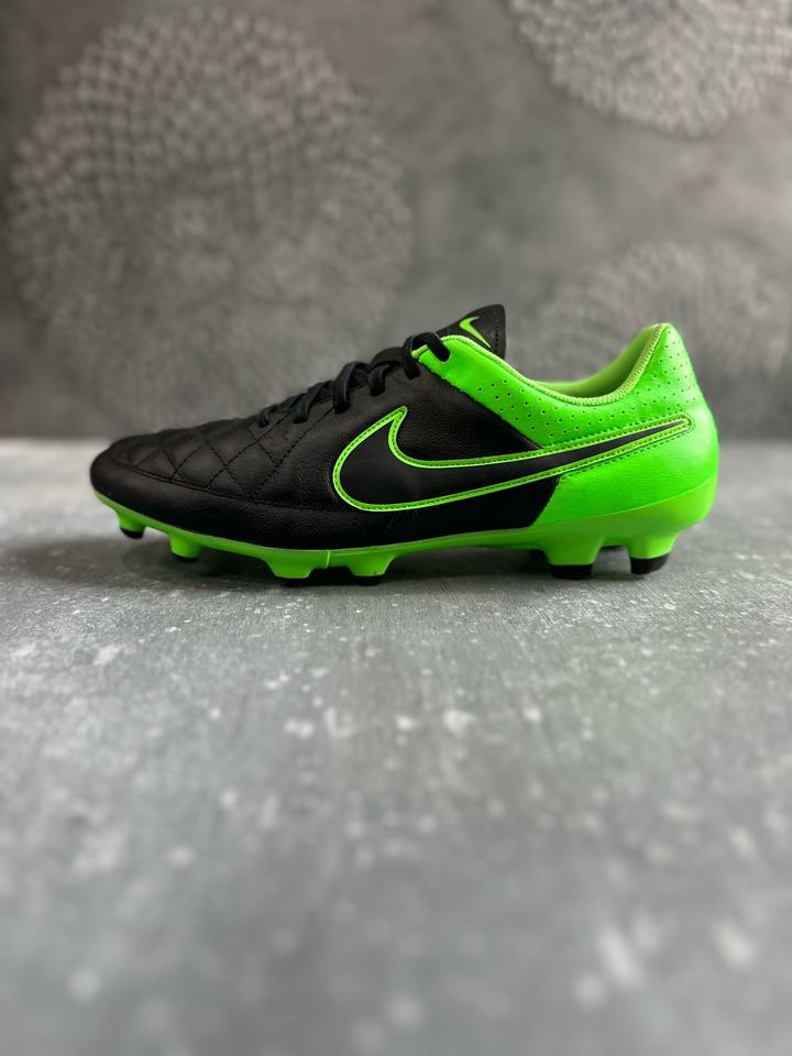 Бутсы Nike Tiempo