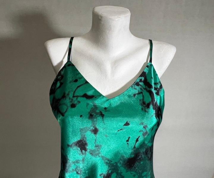 Топ M 46 размер летний сатиновый майка Читайте описание Бюст 90-92 см